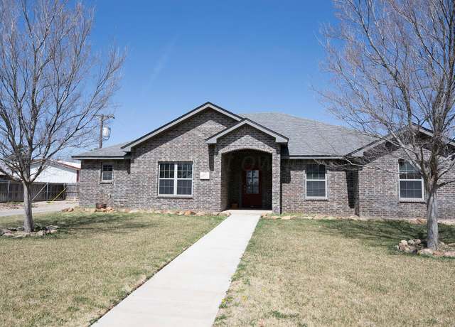Property at 1512 NE 6th St, Dumas, TX 79029, 4 beds, 2 baths
