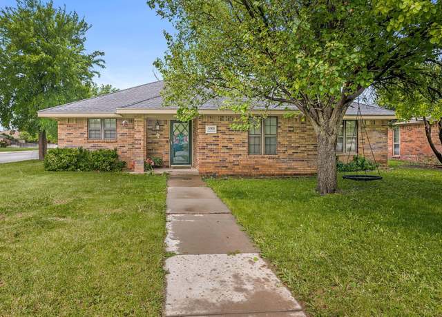 Property at 5901 Hampton Dr, Amarillo, TX 79109, 3 beds, 2 baths