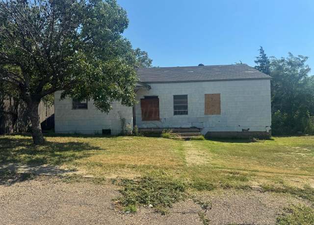 Property at 204 Chaparral St, Borger, TX 79007, 3 beds, 1 bath