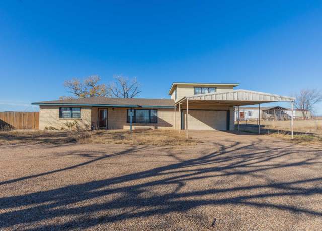 Property at 1209 S Main St, Shamrock, TX 79079, 4 beds, 3 baths