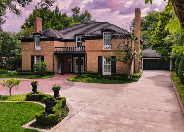 Property at 2802 S Hughes St, Amarillo, TX 79109, 4 beds, 4 baths