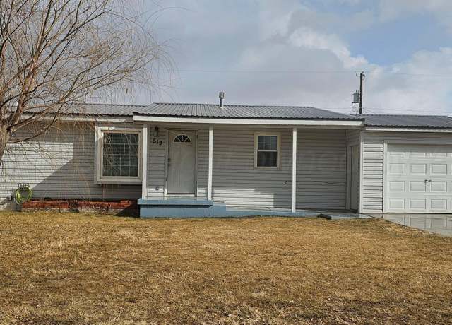 Property at 513 Moses Pl Pl, Dalhart, TX 79022, 3 beds, 2 baths