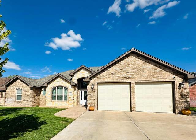 Property at 901 Melinda Ln, Dumas, TX 79029, 4 beds, 2.5 baths