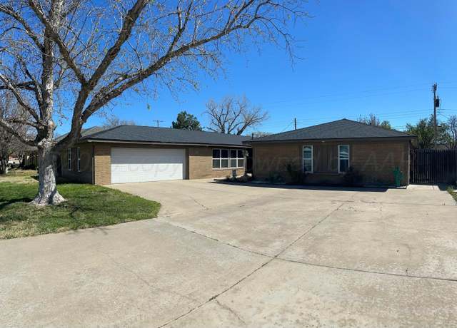 Property at 2318 N Beech Ln, Pampa, TX 79065, 4 beds, 2.5 baths