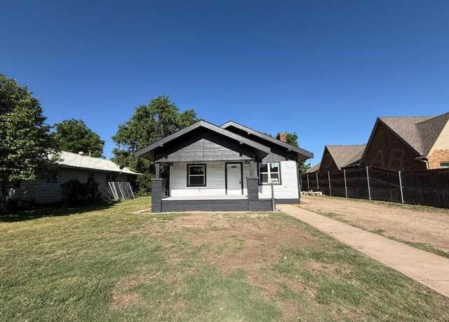 Property at 1606 S Hughes St, Amarillo, TX 79102, 3 beds, 2 baths