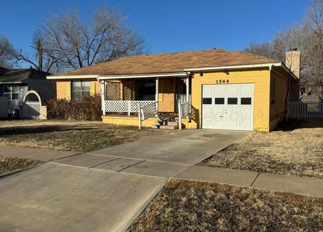 Property at 1544 Fisk St, Amarillo, TX 79106, 2 beds, 2 baths