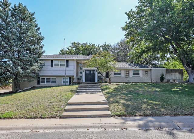 Property at 11 Southridge Dr, Canyon, TX 79015, 4 beds, 3.5 baths