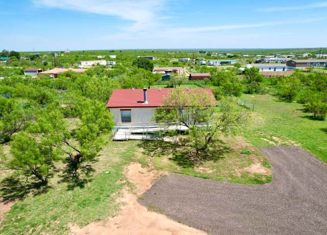 Property at 2306 Domino Ln, Amarillo, TX 79108, 3 beds, 2 baths