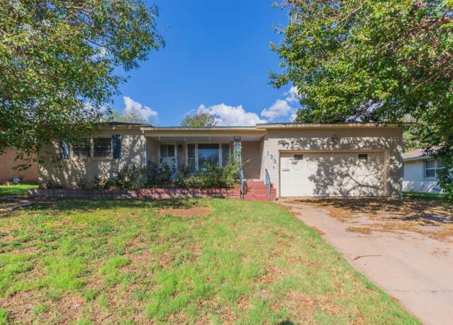 Property at 133 N Beverly Dr, Amarillo, TX 79106, 3 beds, 2 baths