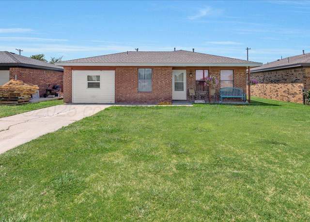 Property at 607 Groom Ave, Panhandle, TX 79068, 3 beds, 1.5 baths