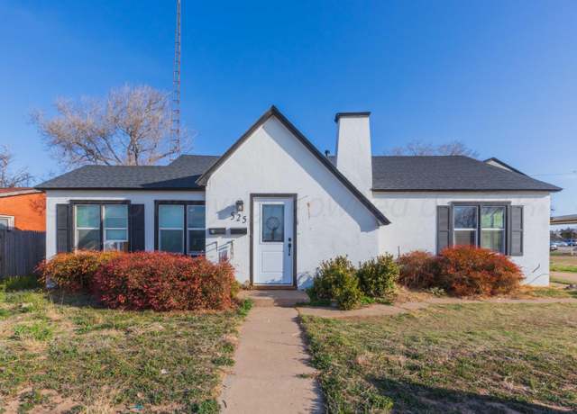Property at 525 SE 2nd St, Tulia, TX 79088, 4 beds, 3 baths
