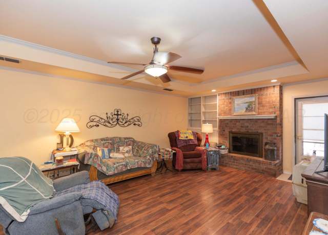 Property at 6702 Opal Ct, Amarillo, TX 79124, 4 beds, 2 baths