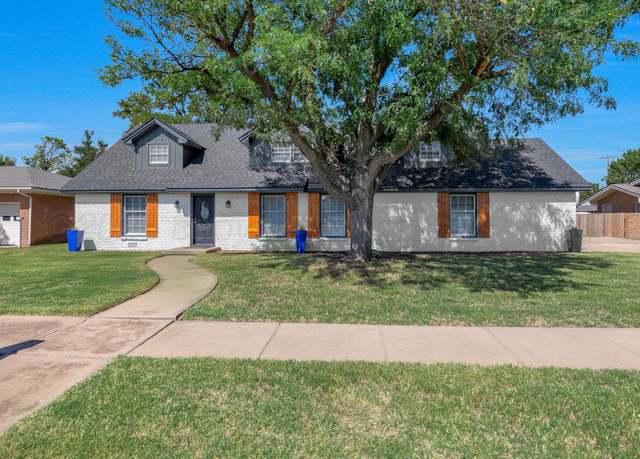 Property at 2421 N Duncan St, Pampa, TX 79065, 5 beds, 3 baths