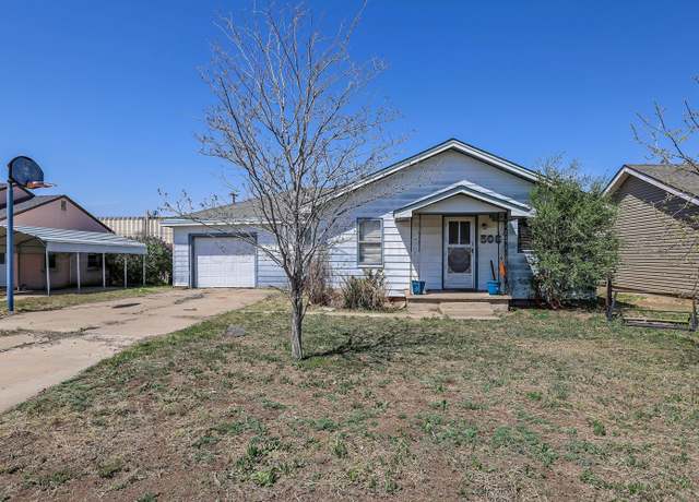 Property at 506 E 5th St, Sunray, TX 79086, 3 beds, 2 baths