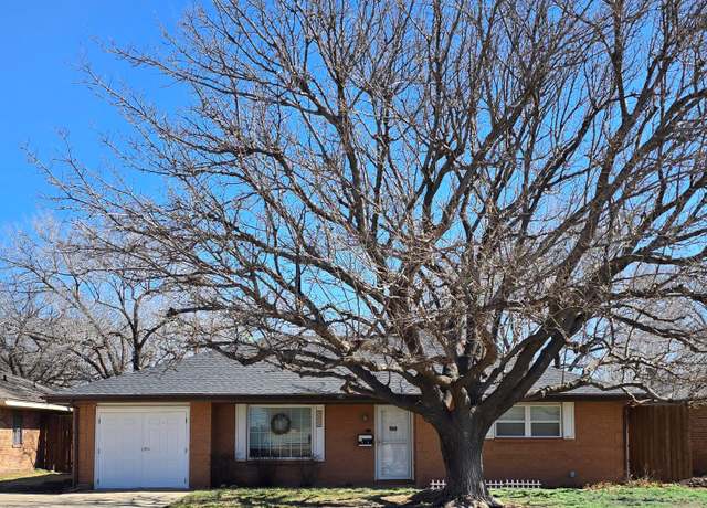 Property at 2223 Laurel St, Amarillo, TX 79109, 2 beds, 1.5 baths