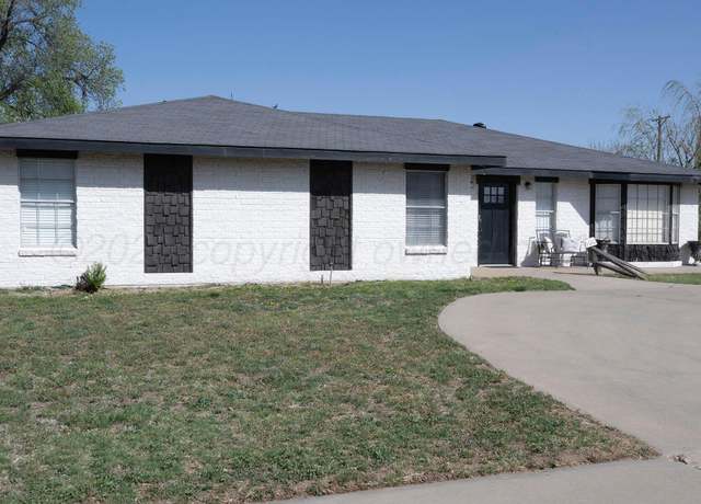 Property at 600 Forrest Dr, Dumas, TX 79029, 5 beds, 3 baths