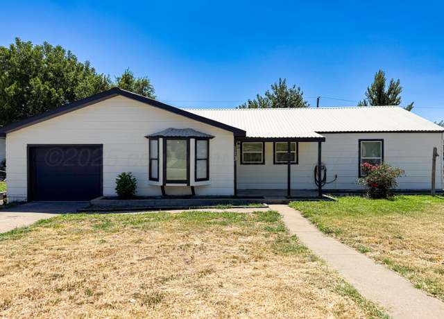 Property at 113 Cottonwood St, Borger, TX 79007, 3 beds, 2 baths