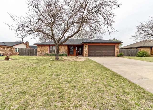Property at 318 Calle Questa, Fritch, TX 79036, 3 beds, 2 baths
