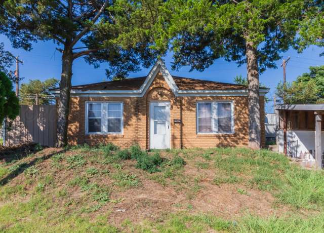 Property at 621 N Cuyler St, Pampa, TX 79065, 3 beds, 1 bath