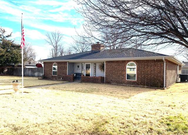 Property at 400 Mustang St, Fritch, TX 79036, 3 beds, 2 baths