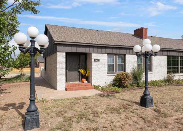 Property at 1800 E 1st St, Dumas, TX 79029, 5 beds, 3 baths