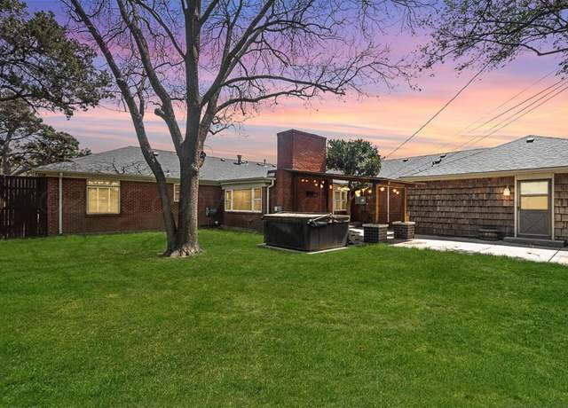 Property at 3218 Parker St, Amarillo, TX 79109, 4 beds, 3 baths