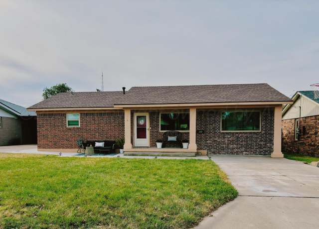 Property at 610 S Indiana St, Perryton, TX 79070, 3 beds, 2 baths