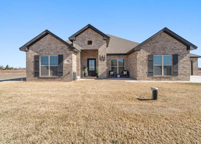 Property at 10000 Red Deer Dr, Canyon, TX 79015, 4 beds, 3 baths