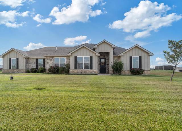 Property at 9150 Cypress Bend Dr, Amarillo, TX 79119, 3 beds, 2 baths