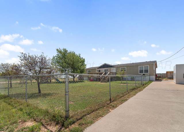 Property at 416 Gallardia St, Amarillo, TX 79108, 3 beds, 2 baths