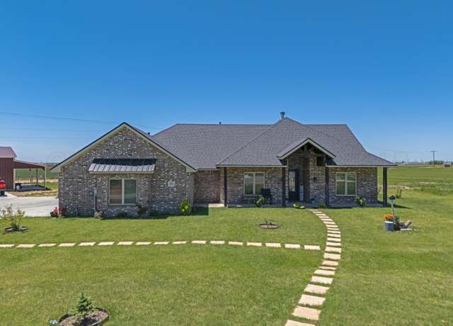 Property at 9510 Wiggains Ln, Amarillo, TX 79118, 4 beds, 2.5 baths