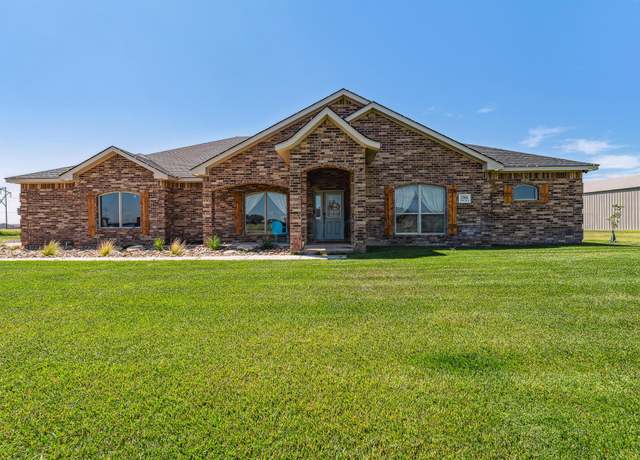 Property at 17801 Stone Creek Rd, Amarillo, TX 79124, 4 beds, 3.5 baths
