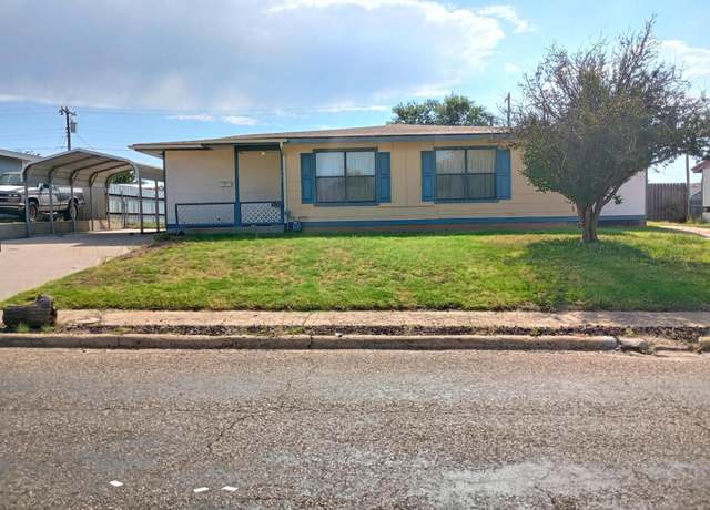 Property at 905 Harrington St, Borger, TX 79007, 3 beds, 2 baths