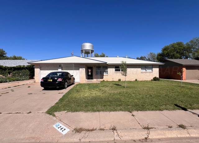 Property at 242 Beach St, Hereford, TX 79045, 3 beds, 2 baths