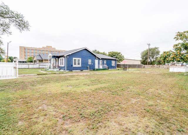 Property at 807 N Polk St, Amarillo, TX 79107, 3 beds, 1 bath