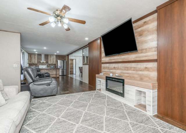 Property at 4609 Tank Ln, Amarillo, TX 79118, 4 beds, 2 baths