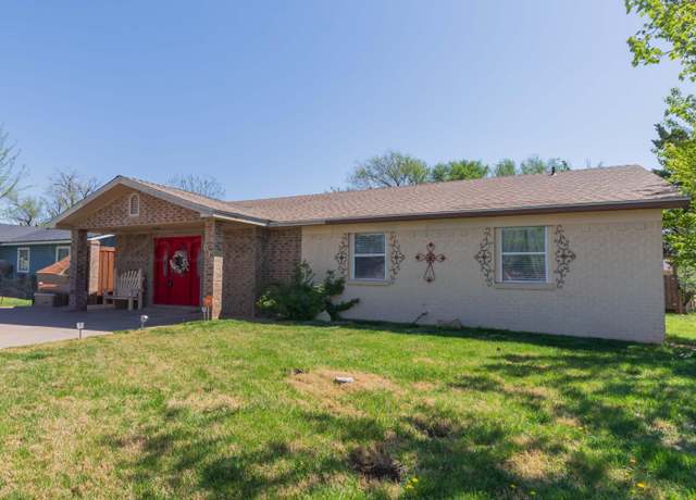 Property at 614 Stanton St, Hereford, TX 79045, 3 beds, 2 baths