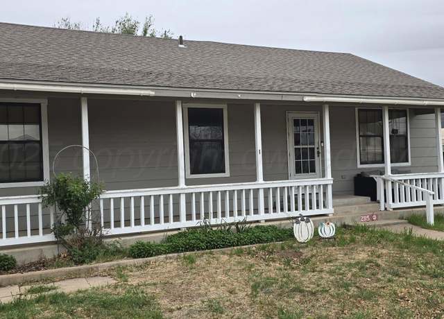Property at 2115 Hemlock St, Borger, TX 79007, 3 beds, 2 baths