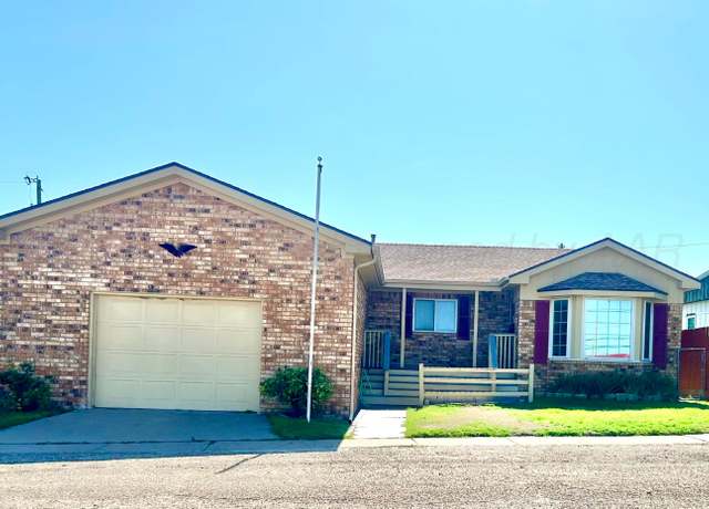 Property at 103 Frontera St, Borger, TX 79007, 3 beds, 1.5 baths
