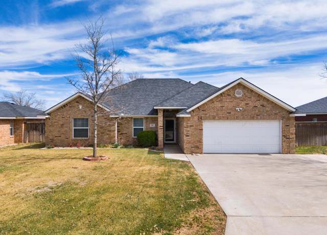 Property at 310 Floyd Ave, Dumas, TX 79029, 3 beds, 2.5 baths