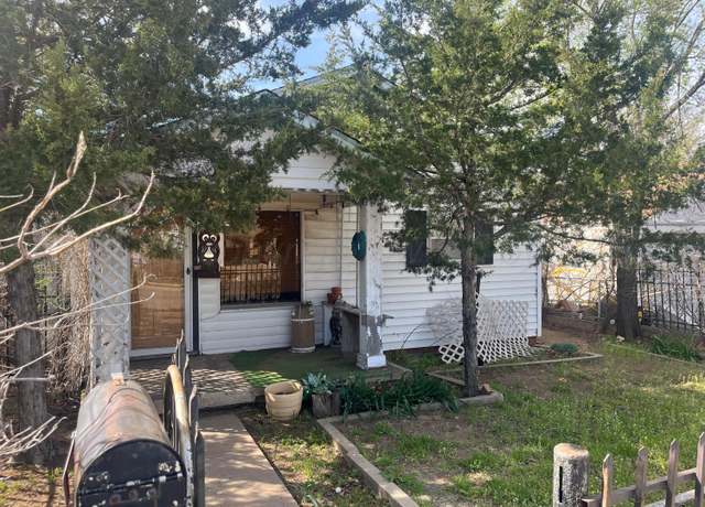 Property at 319 W Jefferson St, Borger, TX 79007, 3 beds, 2 baths