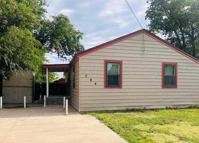 Property at 704 3rd Place Pl, Dumas, TX 79029, 3 beds, 1 bath