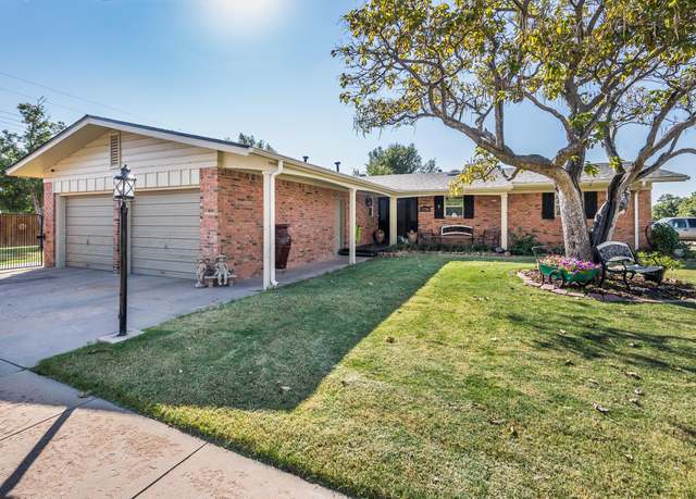 Property at 1726 Fir St, Pampa, TX 79065, 3 beds, 2 baths
