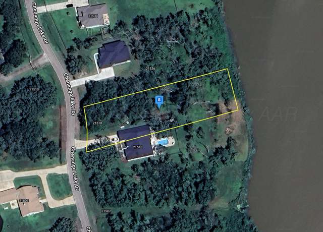 Property at 21518 Chenango Lake Dr, Angleton, TX 77515