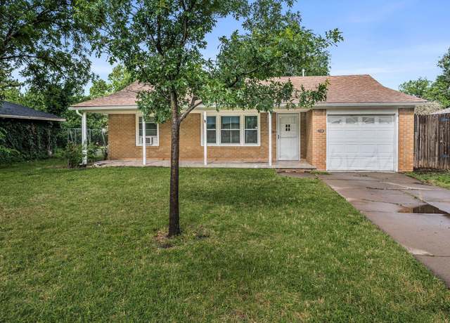Property at 2104 S Travis St, Amarillo, TX 79109, 3 beds, 1 bath