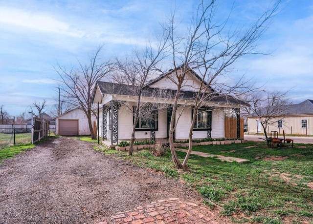 Property at 91 N Alabama St, Amarillo, TX 79106, 3 beds, 1 bath
