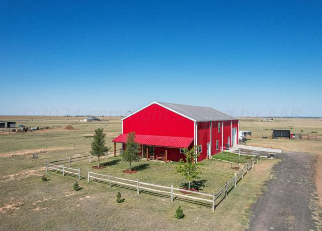 Property at 8400 W Hungate Rd, Amarillo, TX 79118, 3 beds, 2.5 baths