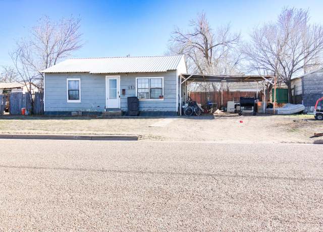 Property at 415 NW 7th St, Tulia, TX 79088, 2 beds, 1 bath