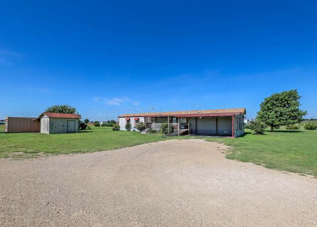 Property at 4301 W Mccormick Rd, Amarillo, TX 79118, 3 beds, 2 baths