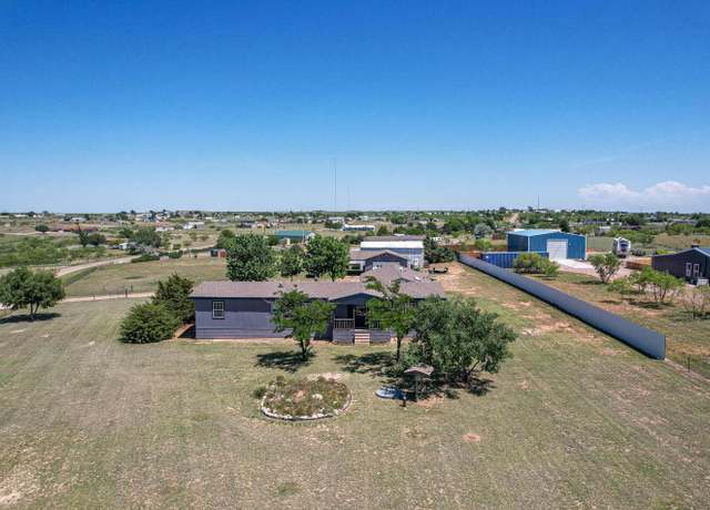 Property at 9210 Big Horn Trl, Amarillo, TX 79108, 3 beds, 2 baths